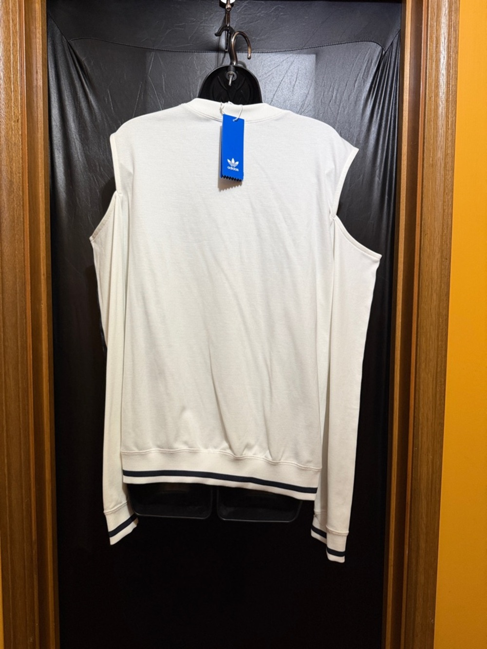 adidas White Sleeveless Sweatshirt with Black Trefoil - Picture 4 of 5